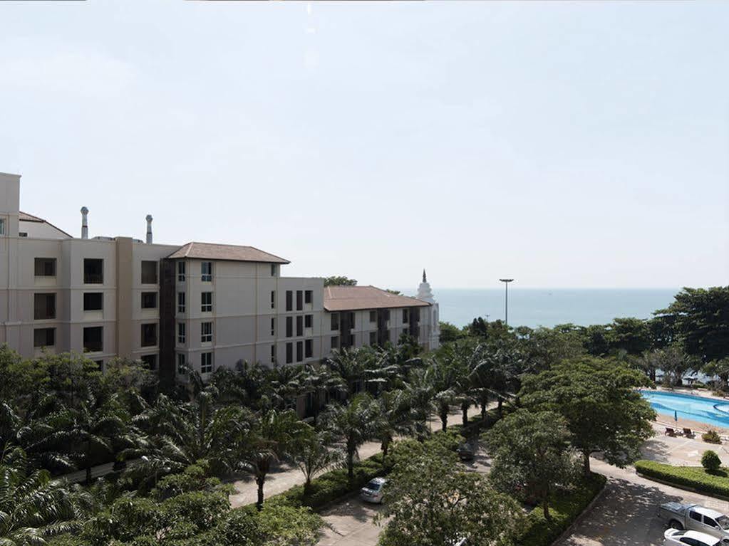 View Talay 3 Beach Apartments Pantai Jomtien Bagian luar foto